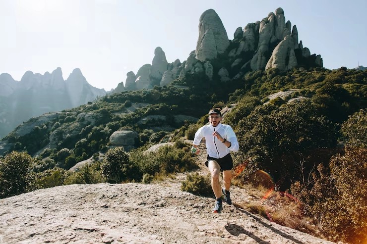 Trail Running in the Peak District That’ll Burn Your Legs and Build Your Spirit